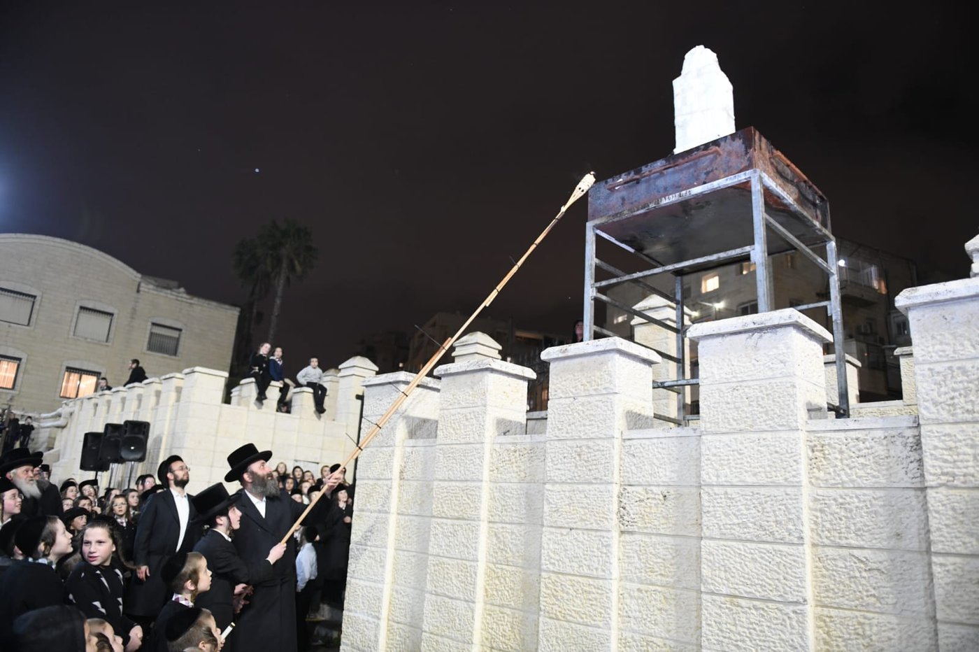 ל"ג בעומר בחצה"ק בעלזא
