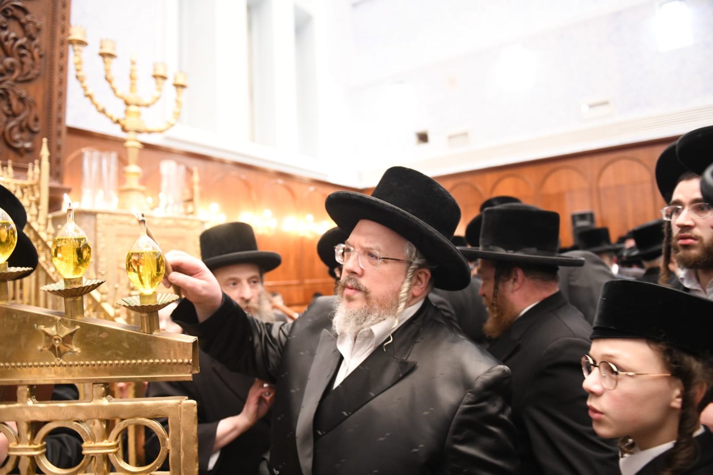 ל"ג בעומר בחצה"ק בעלזא
