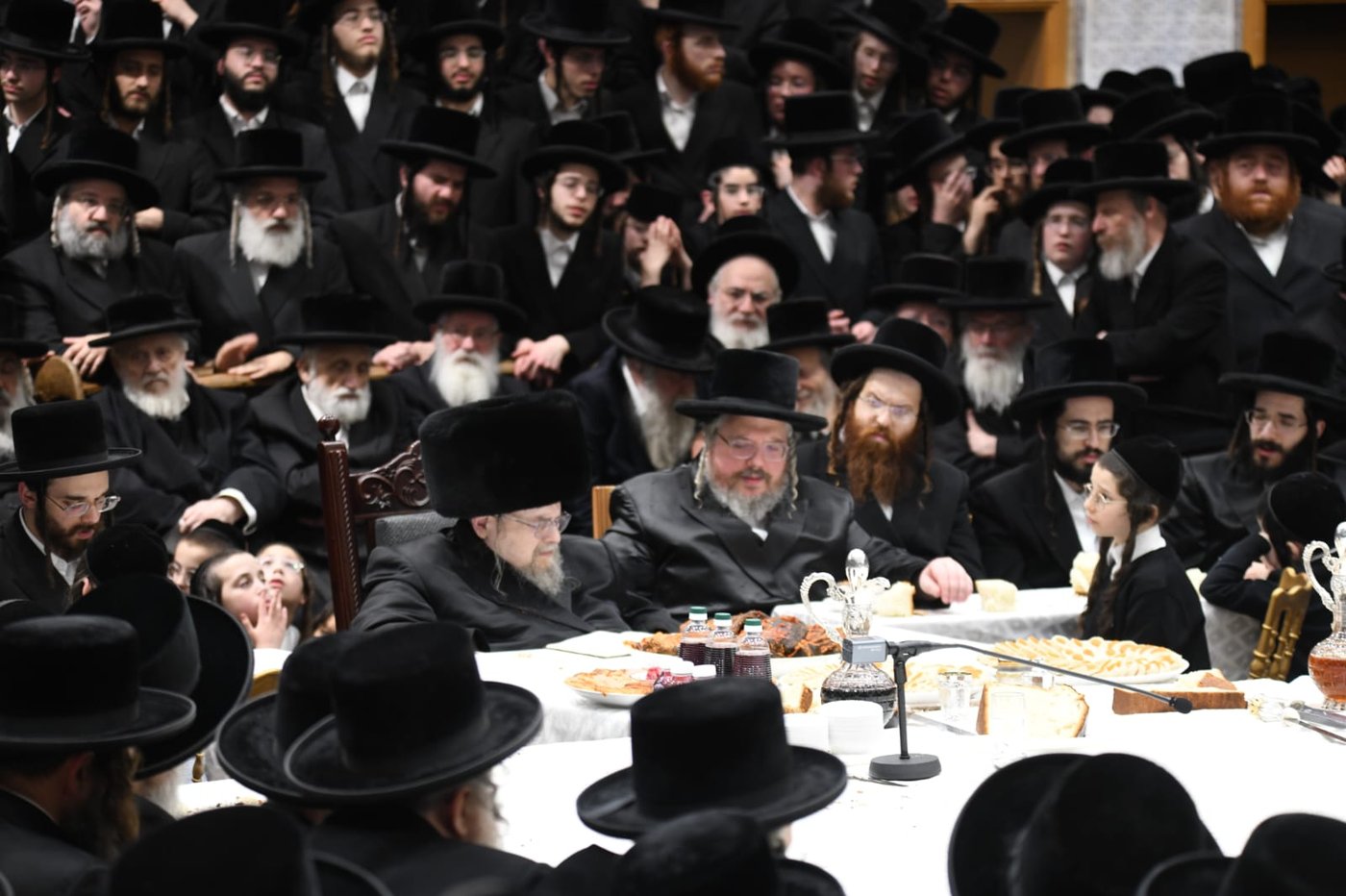 ל"ג בעומר בחצה"ק בעלזא