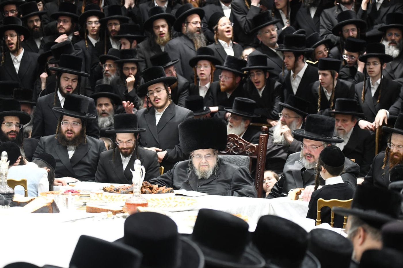 ל"ג בעומר בחצה"ק בעלזא