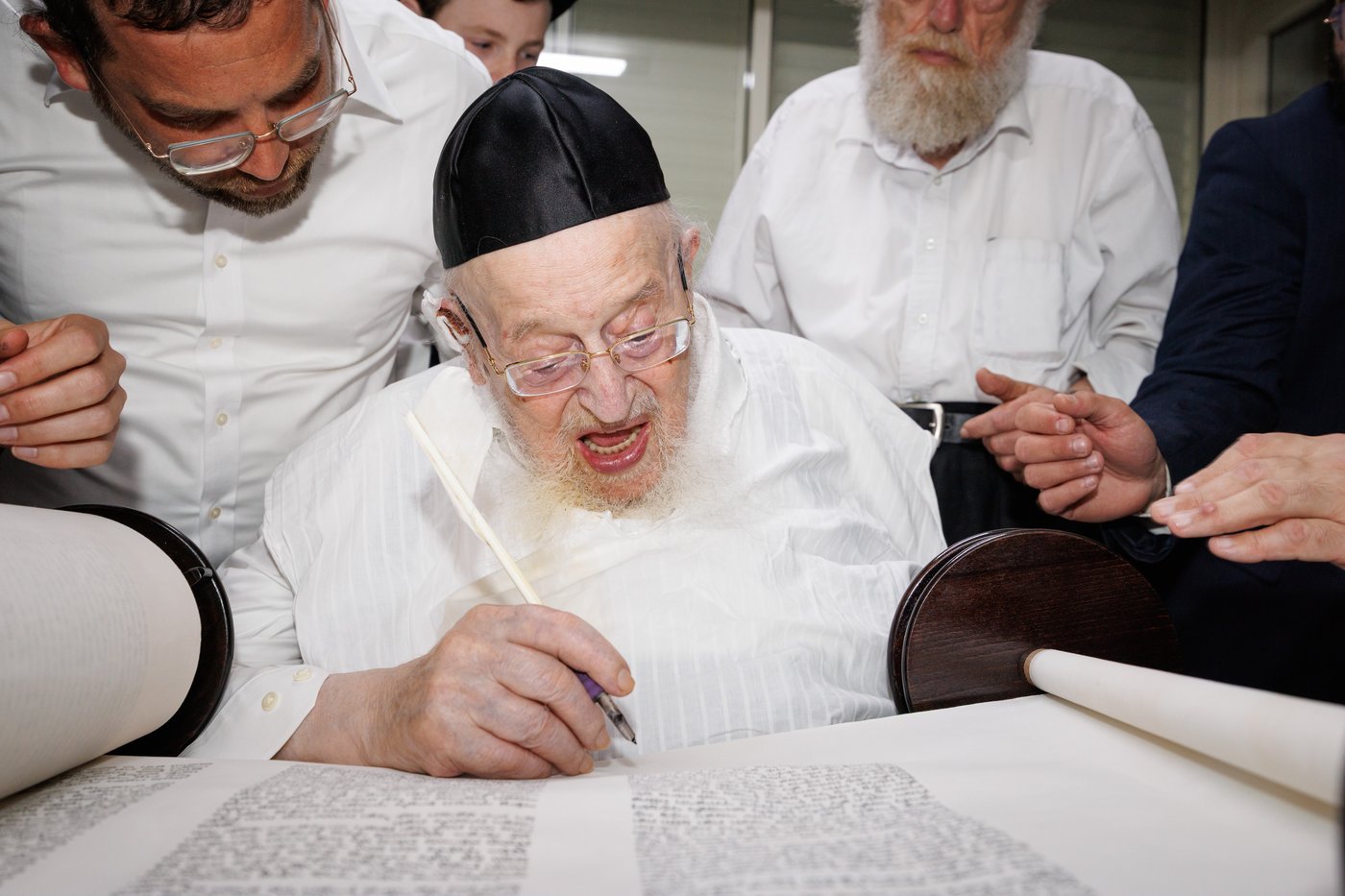 הכנסת ספר תורה בפרדס כץ