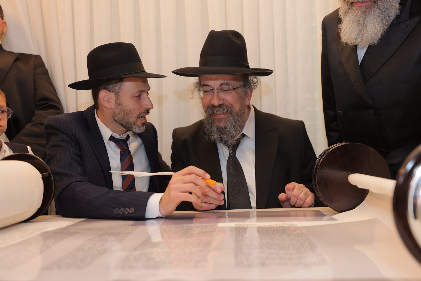 הכנסת ספר תורה בפרדס כץ