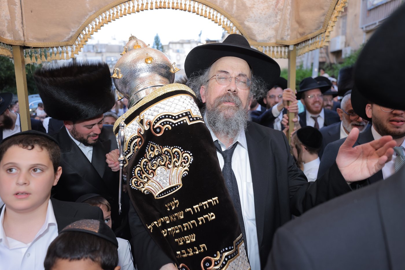 הכנסת ספר תורה בפרדס כץ