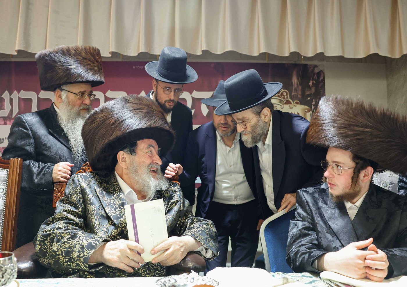 האדמו"ר מויז'ניץ עם ח"כ משה גפני