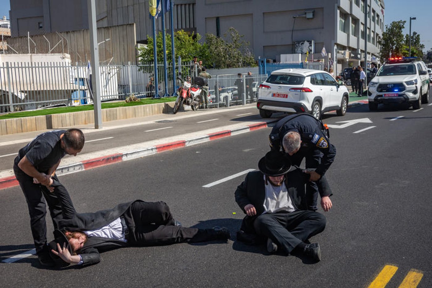 רימוני הלם, זרנוקים: 24 רגעים סוערים מהפגנות הפלג בתל אביב ובירושלים