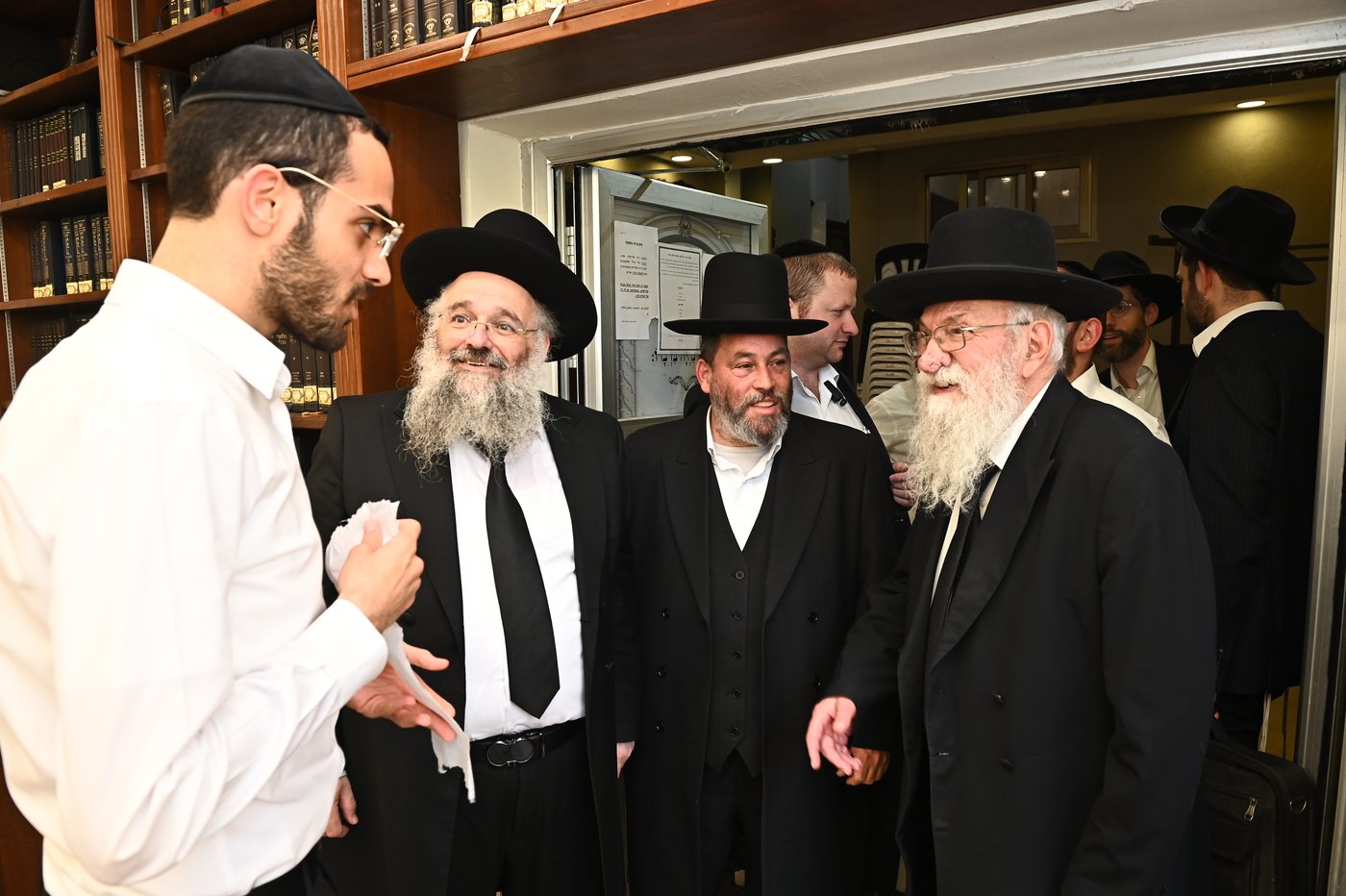 יציקת ארון הקודש בשיכון ה'