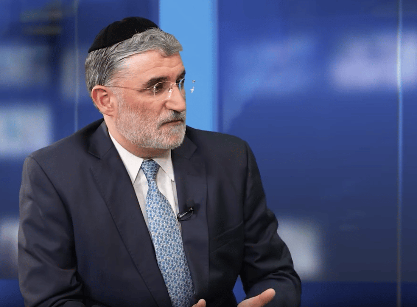 כותב השורות, חיים כהן