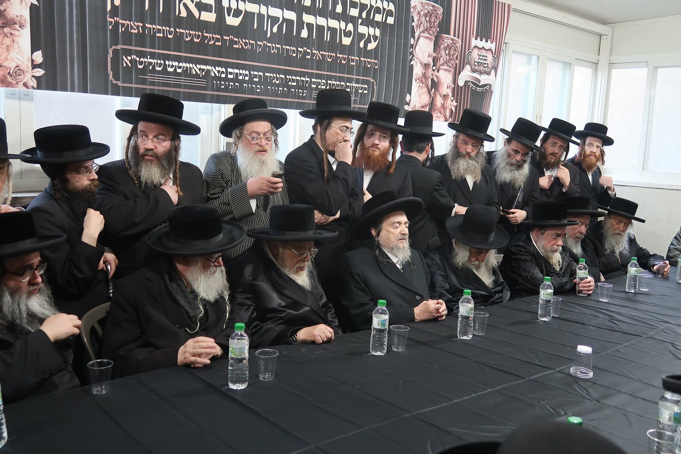 הגרי"מ שכטר במעמד לטובת הכולל