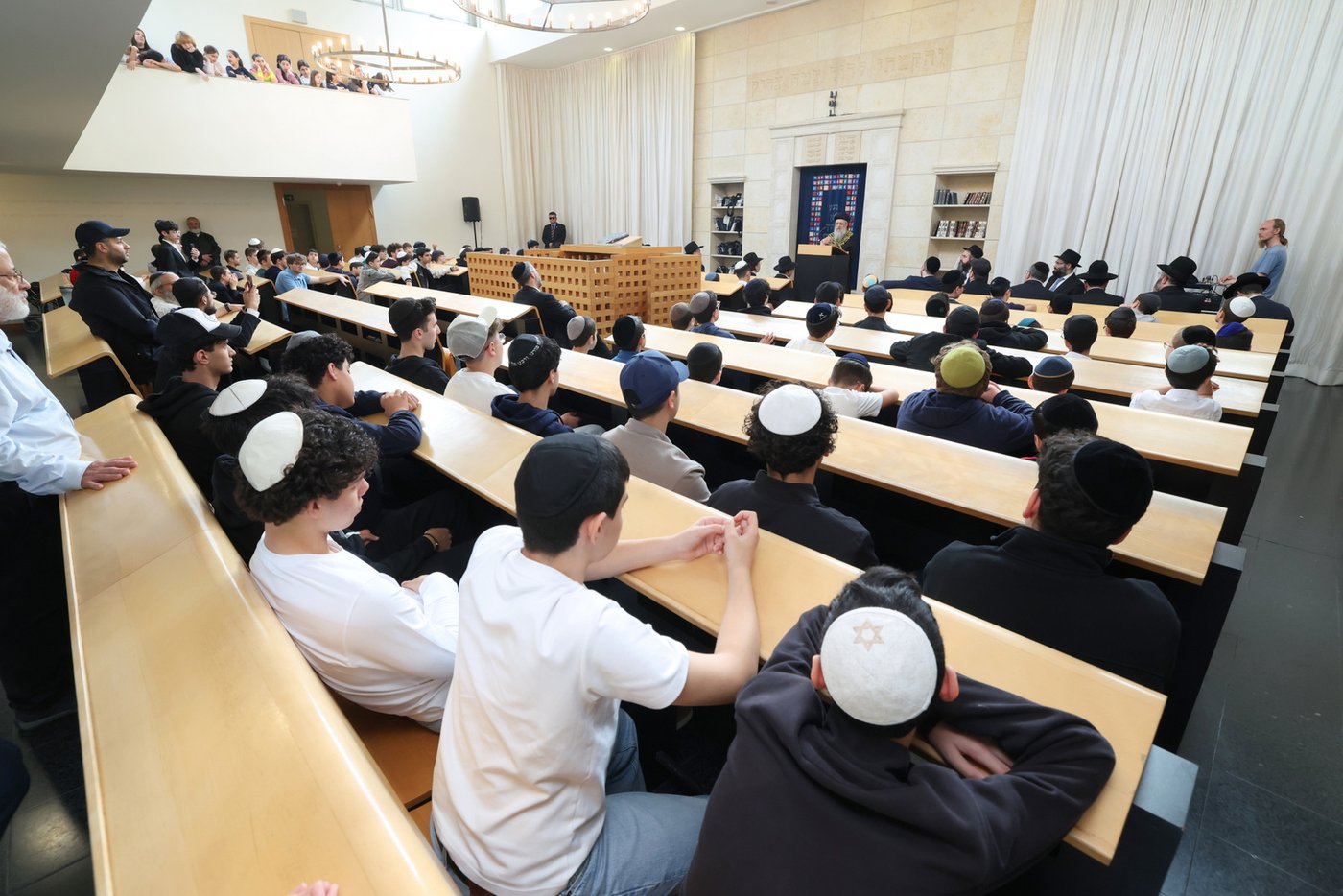 הראשל"צ הגר"ד יוסף בביקור בוינה