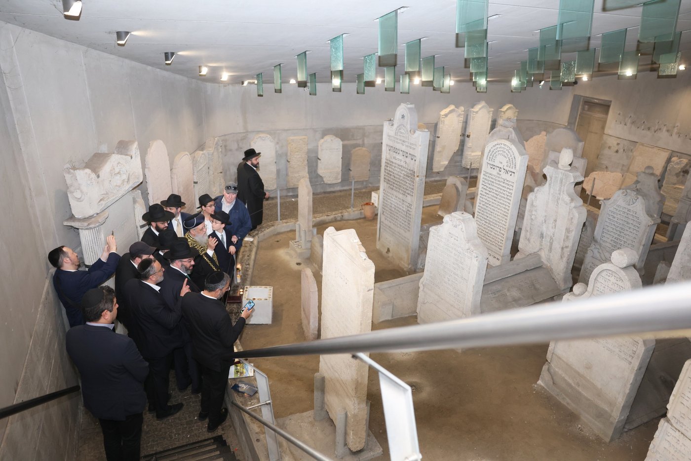 הראשל"צ הגר"ד יוסף בביקור בוינה