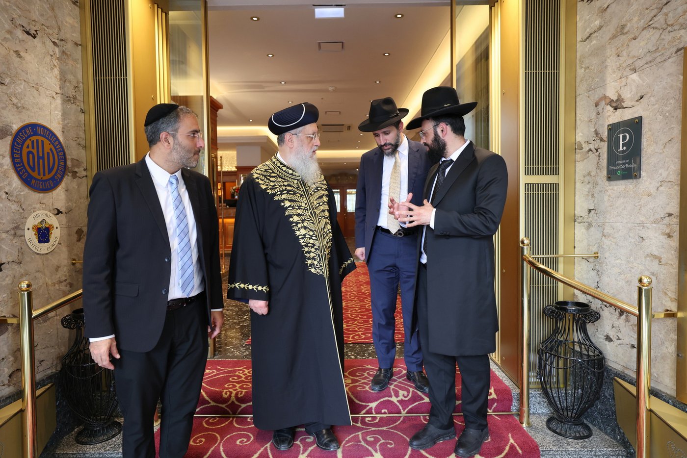 הראשל"צ הגר"ד יוסף בביקור בוינה
