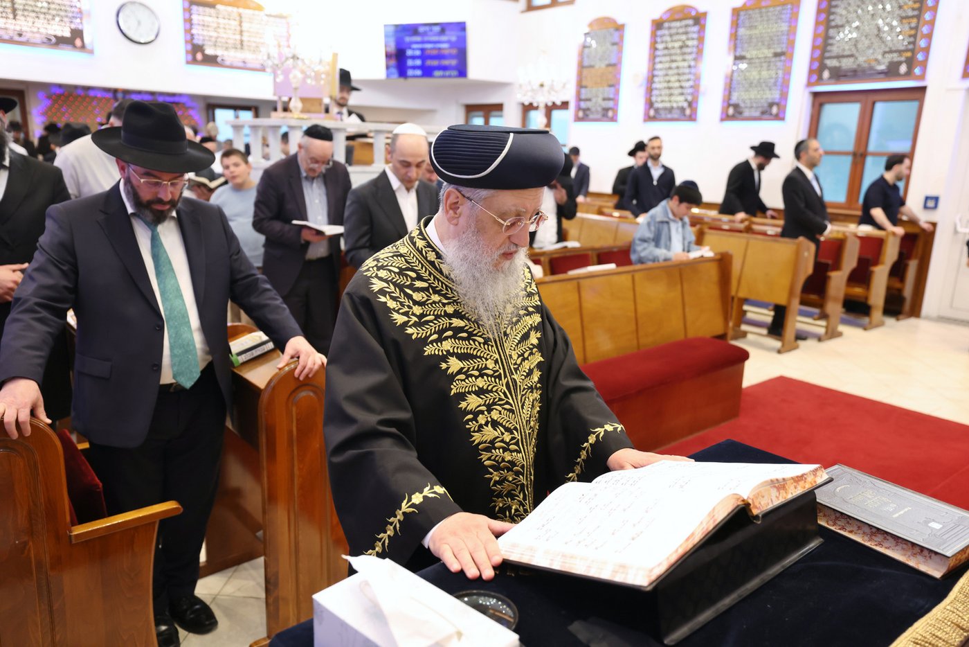 הראשל"צ הגר"ד יוסף בביקור בוינה