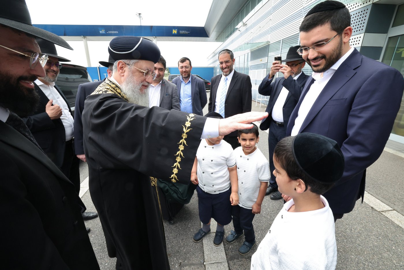 הראשל"צ הגר"ד יוסף בביקור בוינה