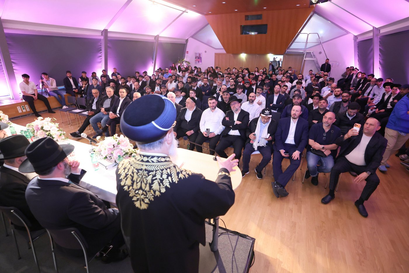 הראשל"צ הגר"ד יוסף בביקור בוינה