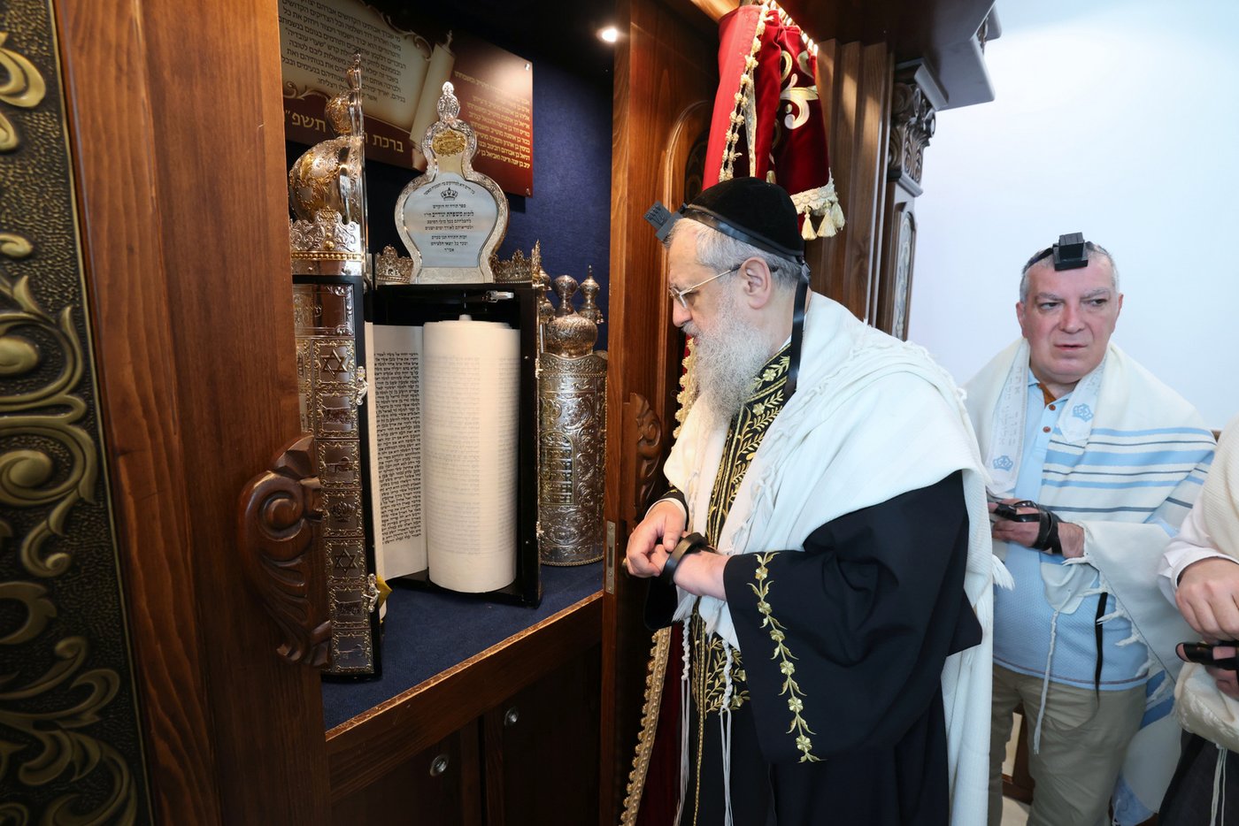 הראשל"צ הגר"ד יוסף בביקור בוינה