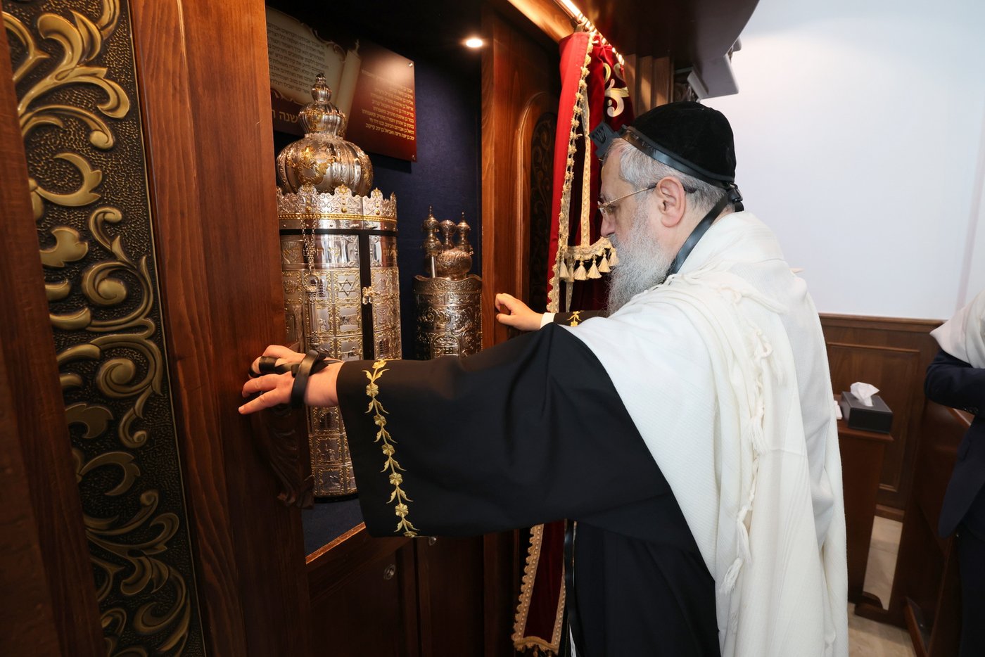 הראשל"צ הגר"ד יוסף בביקור בוינה