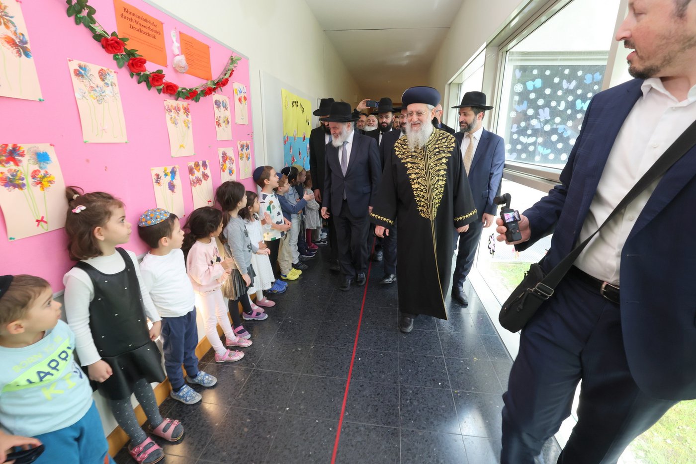 הראשל"צ הגר"ד יוסף בביקור בוינה