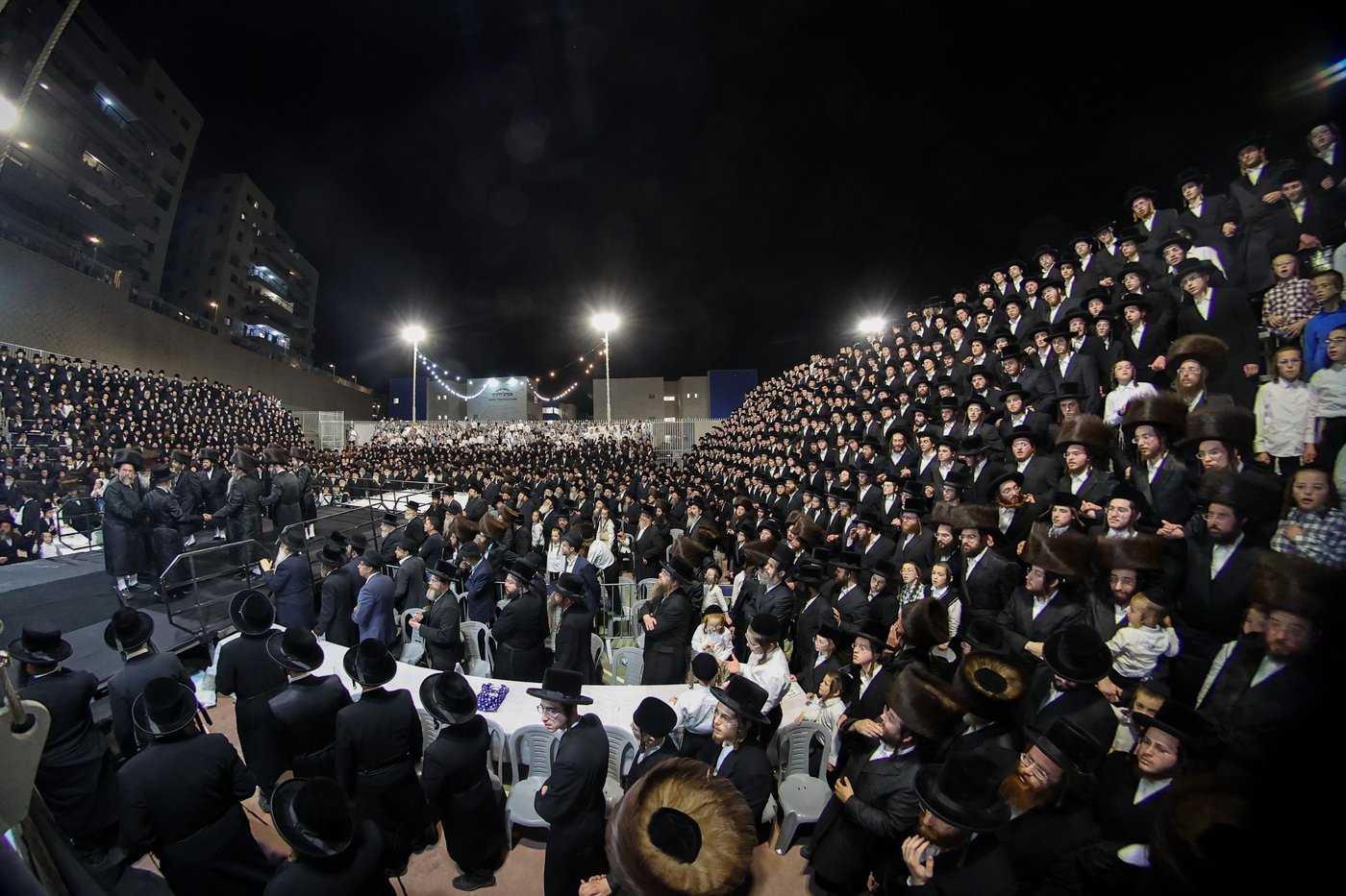 הכנסת ספר תורה בסערט ויז'ניץ