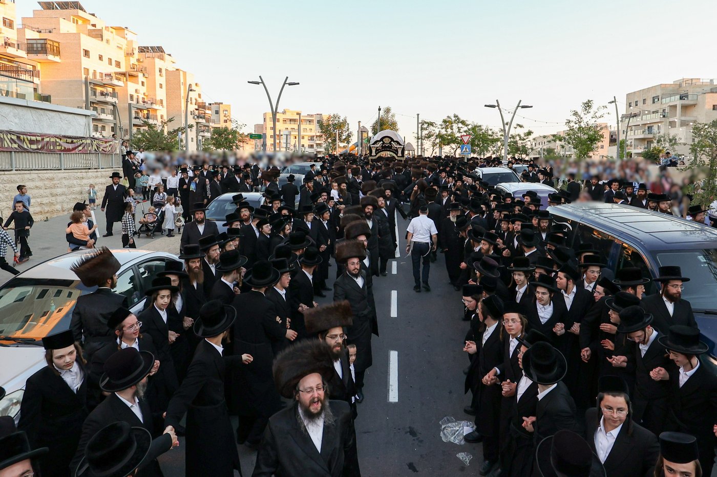 הכנסת ספר תורה בסערט ויז'ניץ