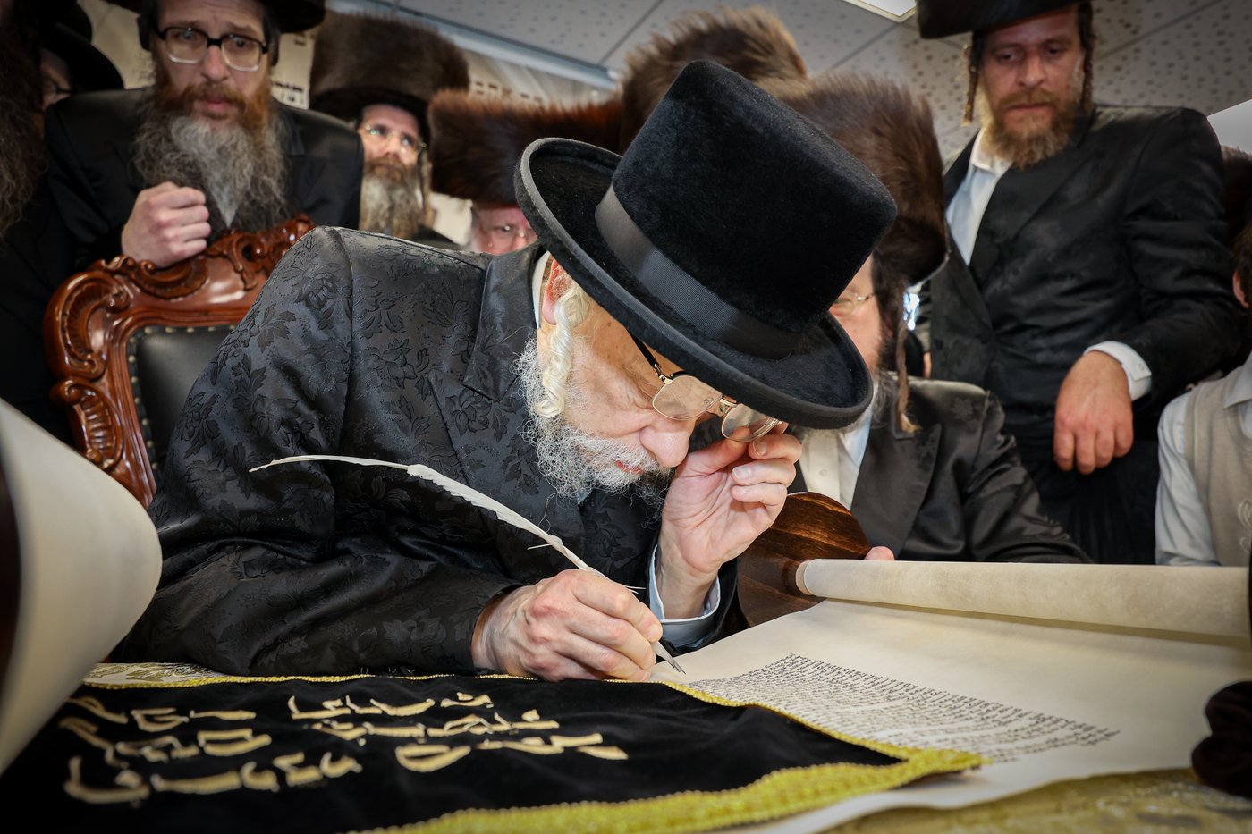 הכנסת ספר תורה בסערט ויז'ניץ
