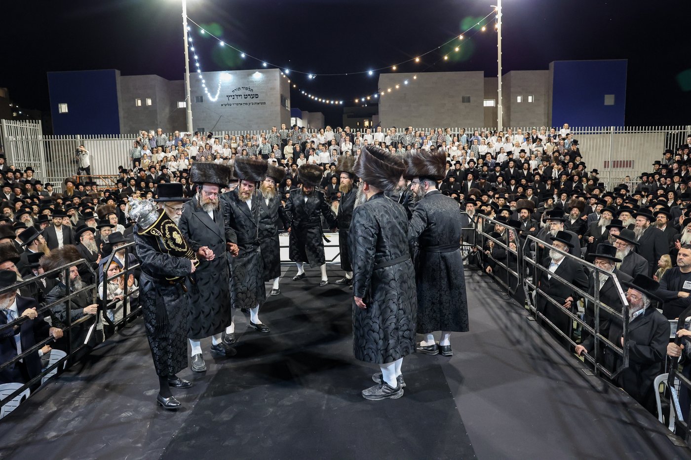 הכנסת ספר תורה בסערט ויז'ניץ