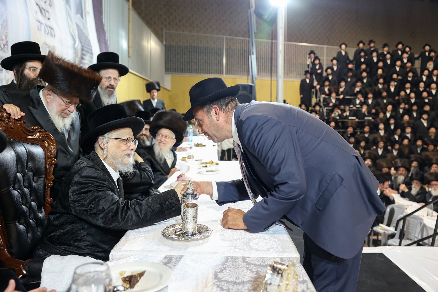 הכנסת ספר תורה בסערט ויז'ניץ