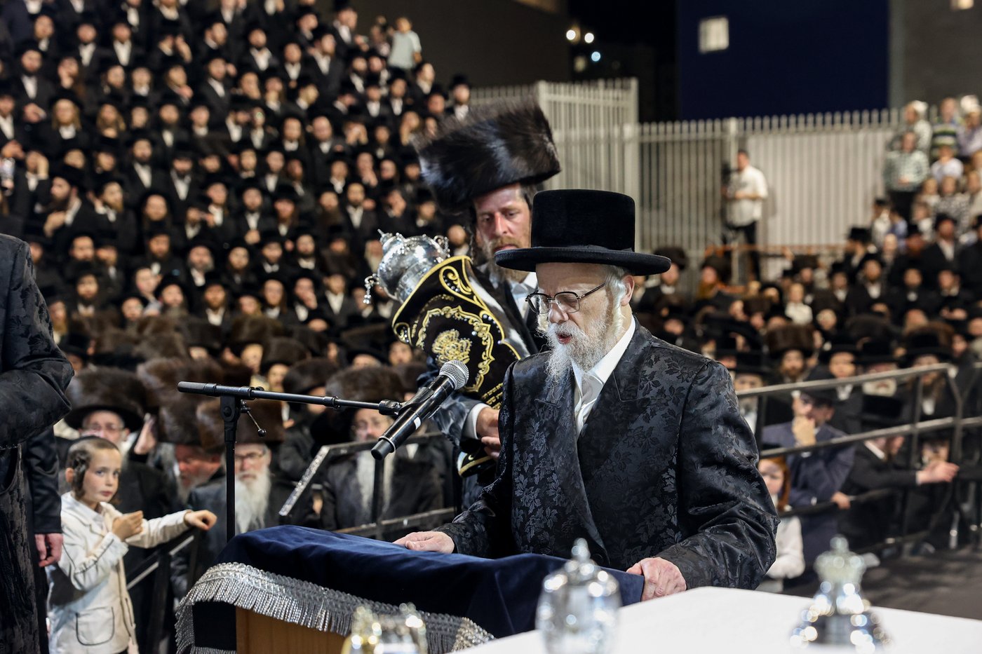 הכנסת ספר תורה בסערט ויז'ניץ