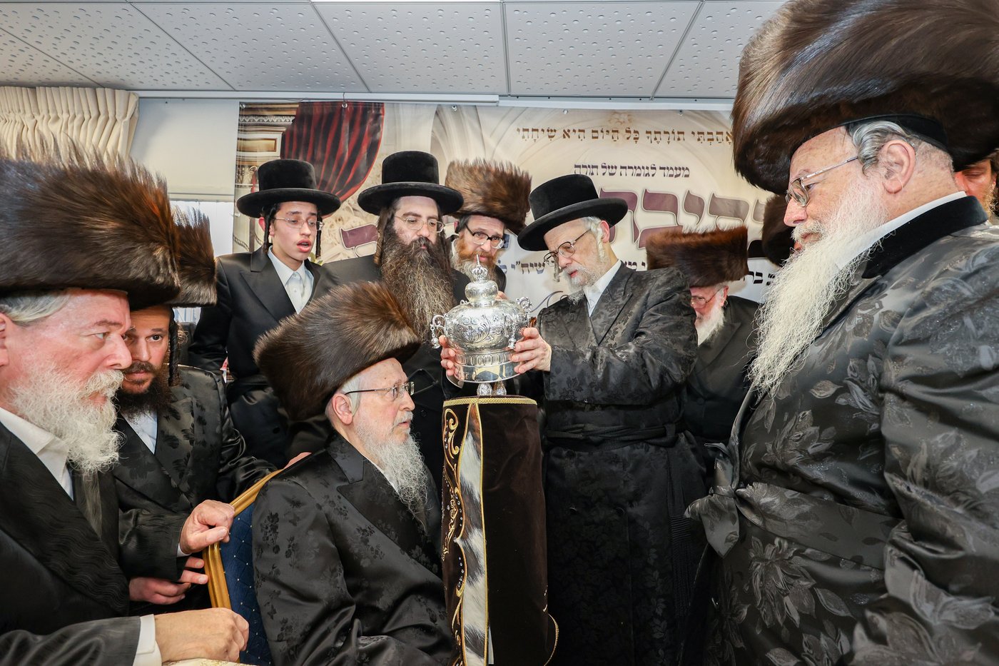 הכנסת ספר תורה בסערט ויז'ניץ