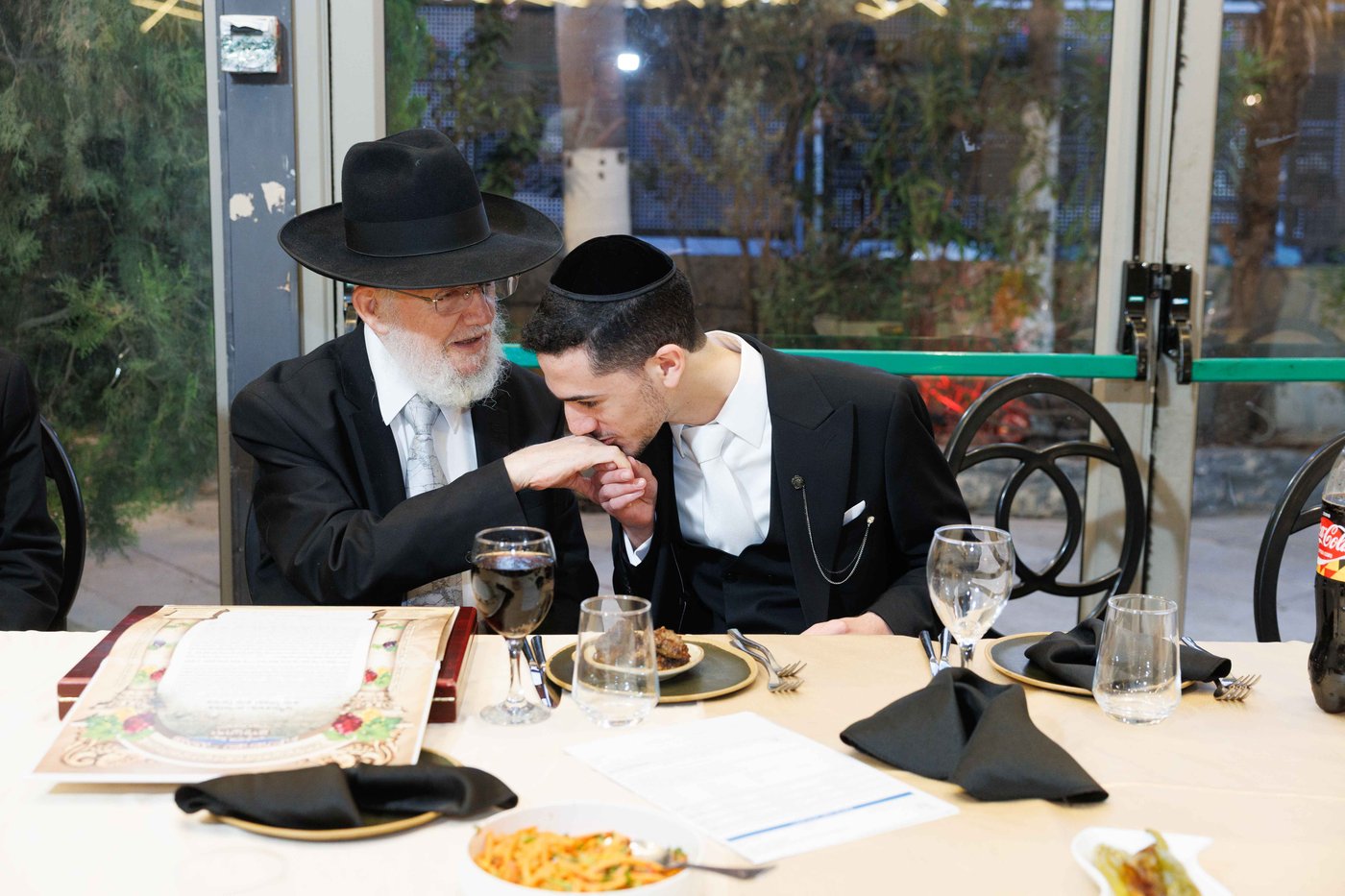 שמחת נישואי נכדת הגר"צ מאזוז