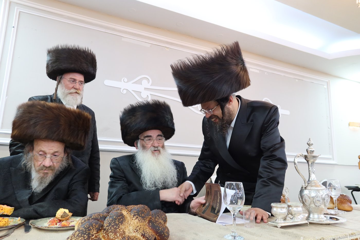 שמחת בית זידטשוב באר שבע - טעמשוואר - זוועהיל
