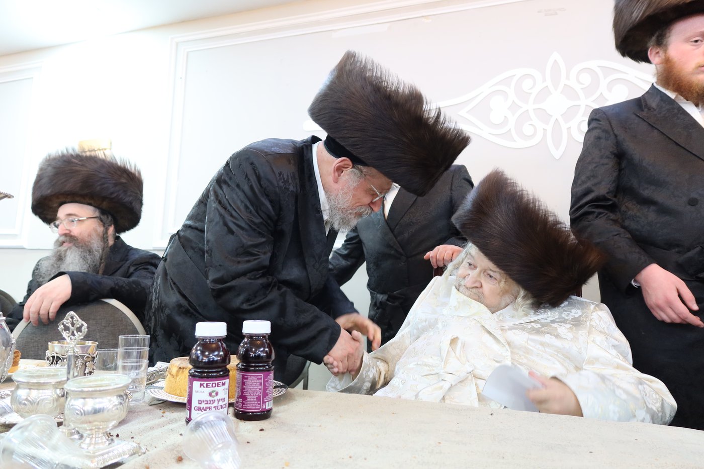שמחת בית זידטשוב באר שבע - טעמשוואר - זוועהיל