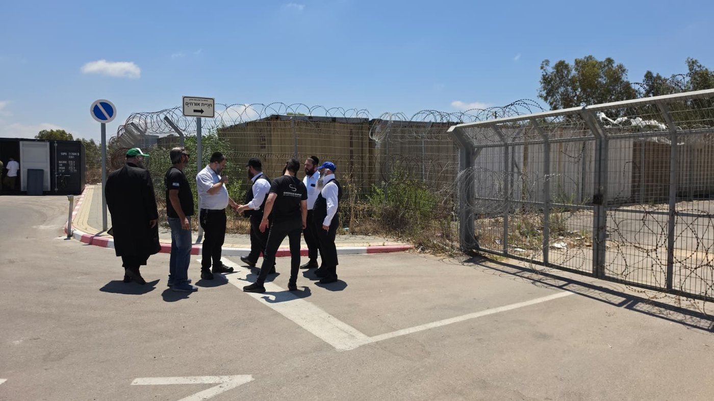 עסקני גור ע"י כלא 10
