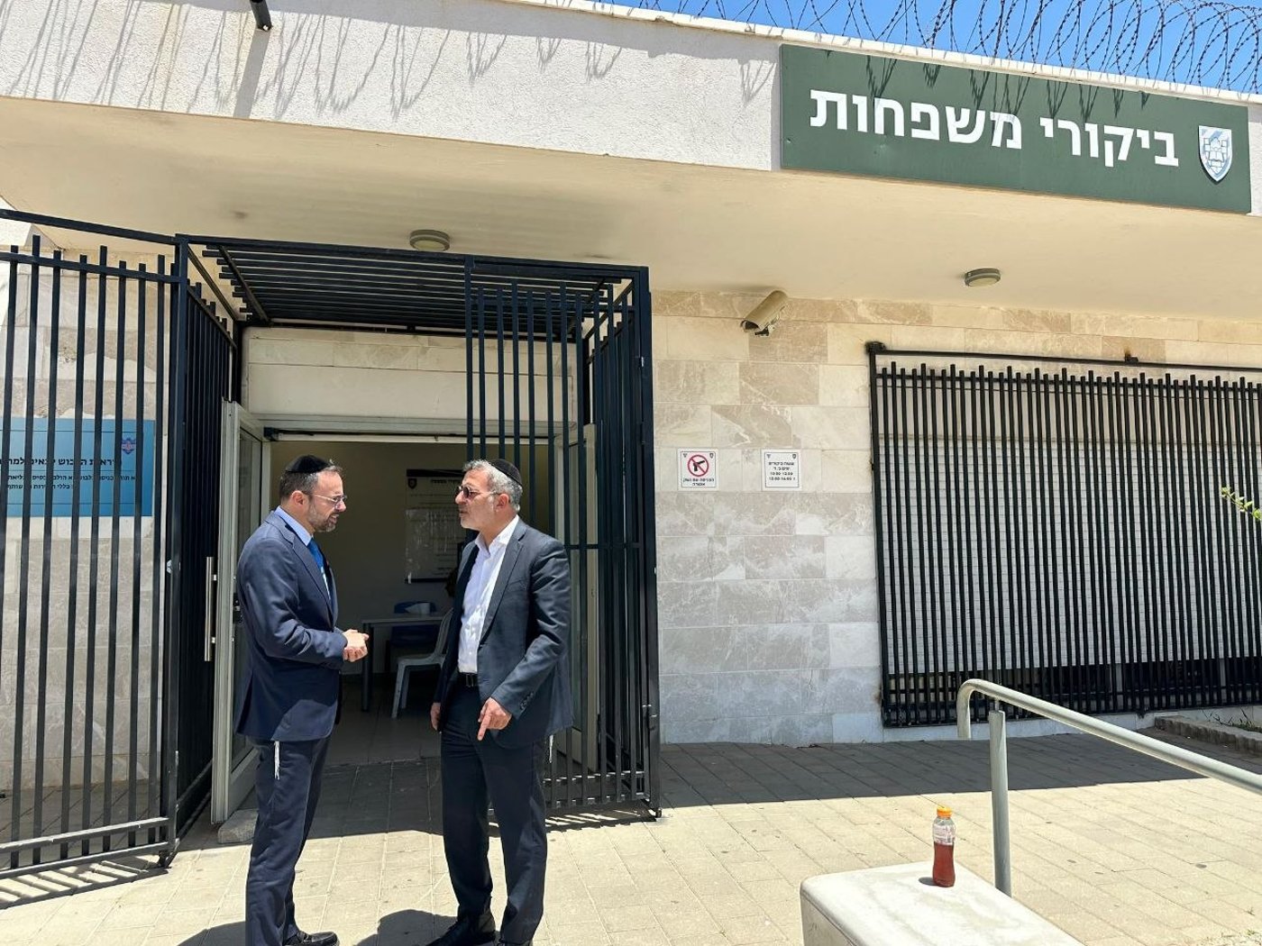 הסוד המסעיר סביב מצבו של האדמו"ר | 'זיידל'ע' עם כל התמונות, הנייעס והחשיפות של השבוע