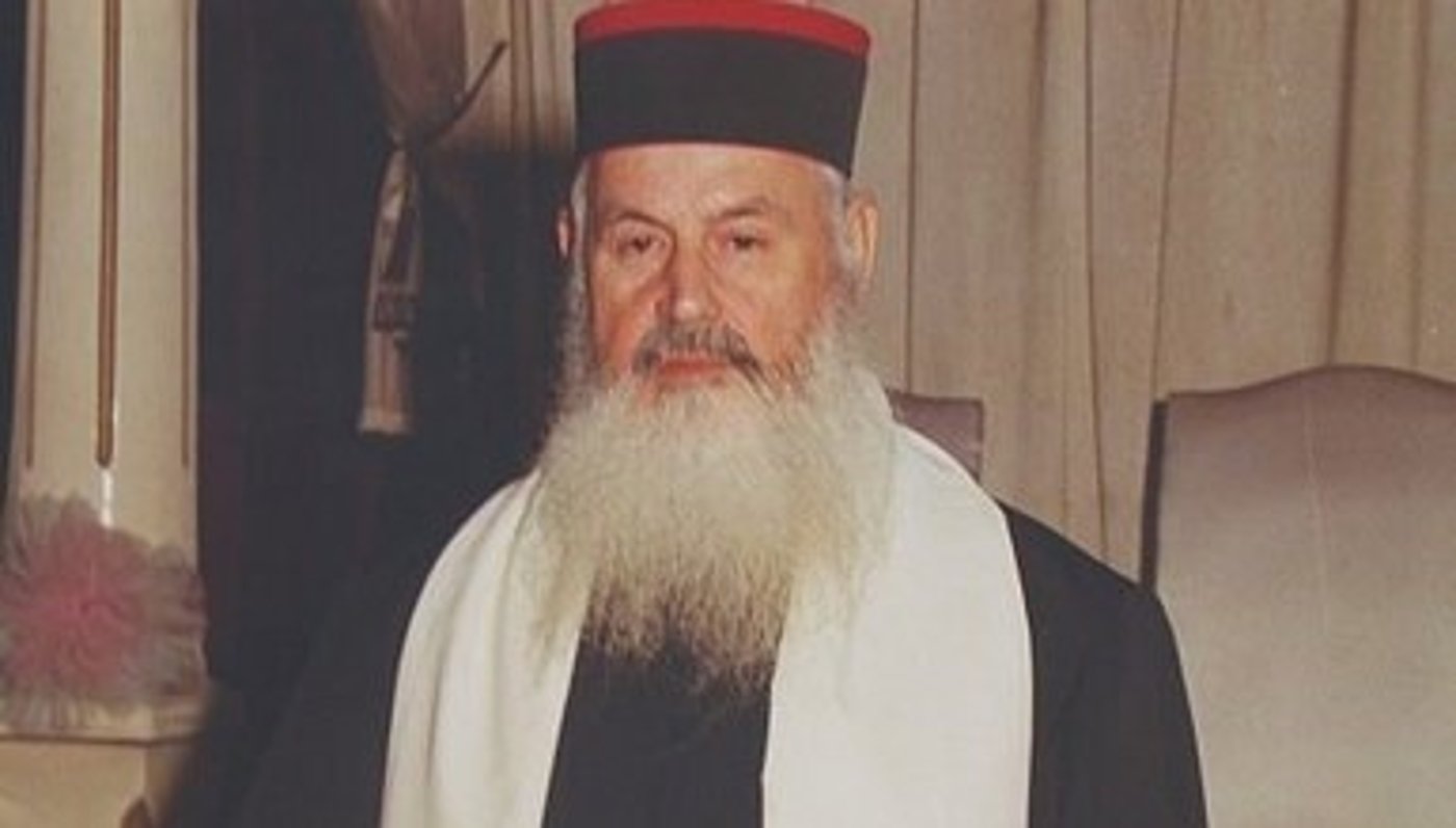 רבה של ירושלים הרב שלום משאש זצ"ל עם הלבוש המסורתי