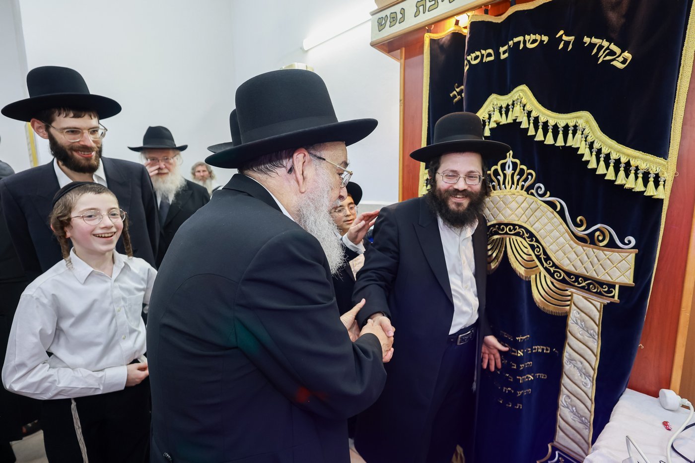  הכנסת ס"ת לקהילת 'עדת ישראל' בחיפה