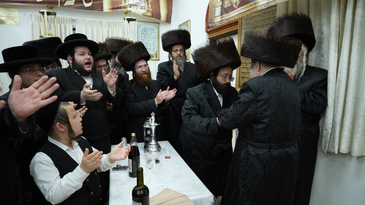 שמחת שבע הברכות בצאנז ז'ימגראד