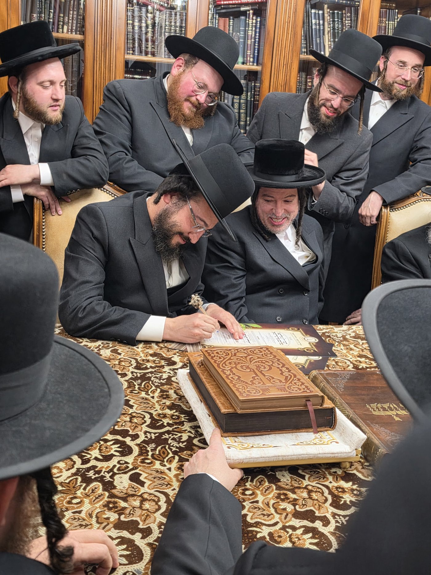 המעמד במעונו של האדמו"ר מסאטמר
