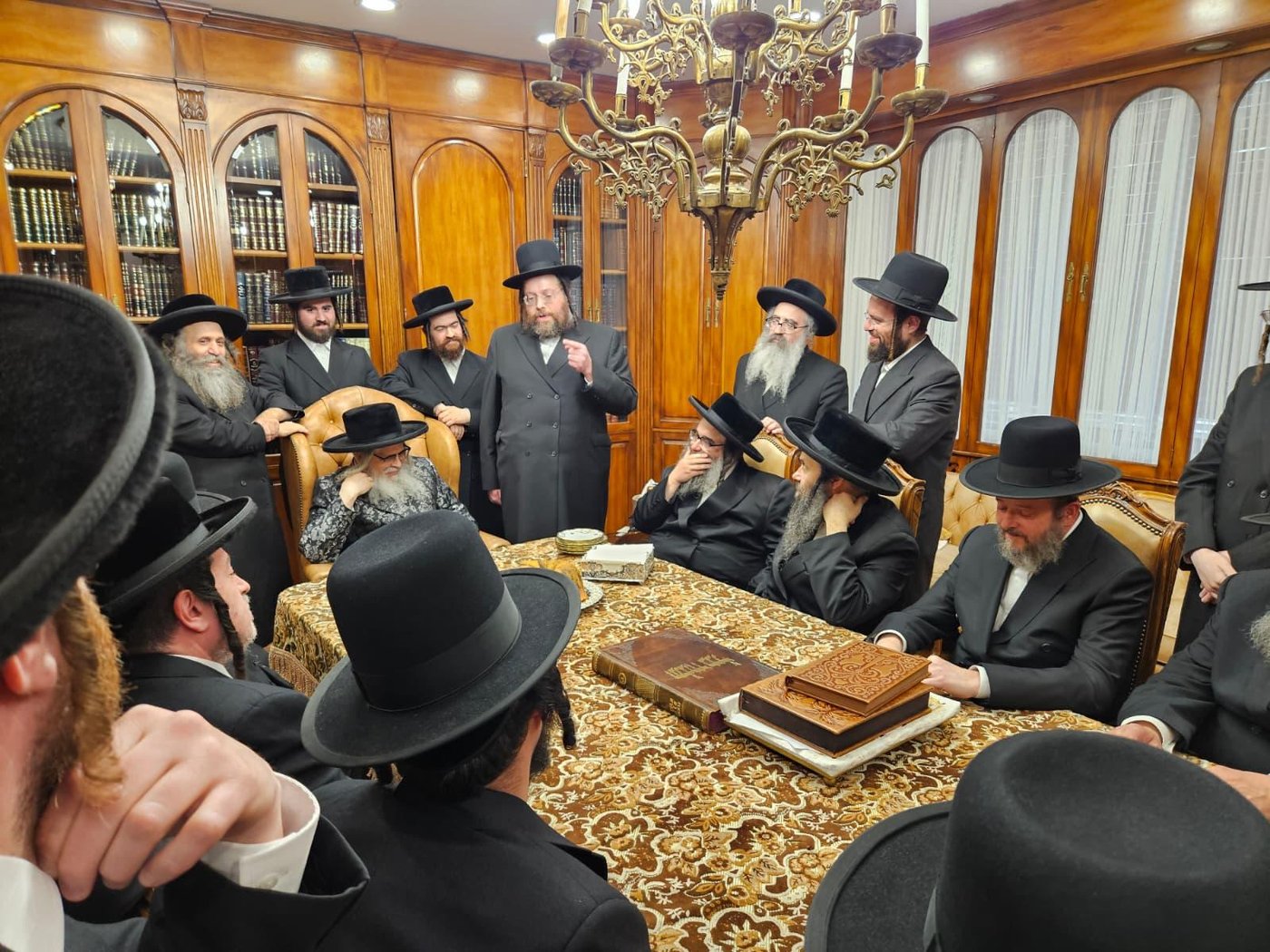 המעמד במעונו של האדמו"ר מסאטמר