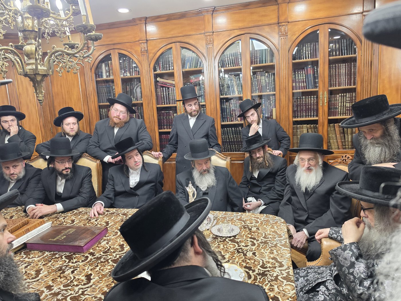 המעמד במעונו של האדמו"ר מסאטמר