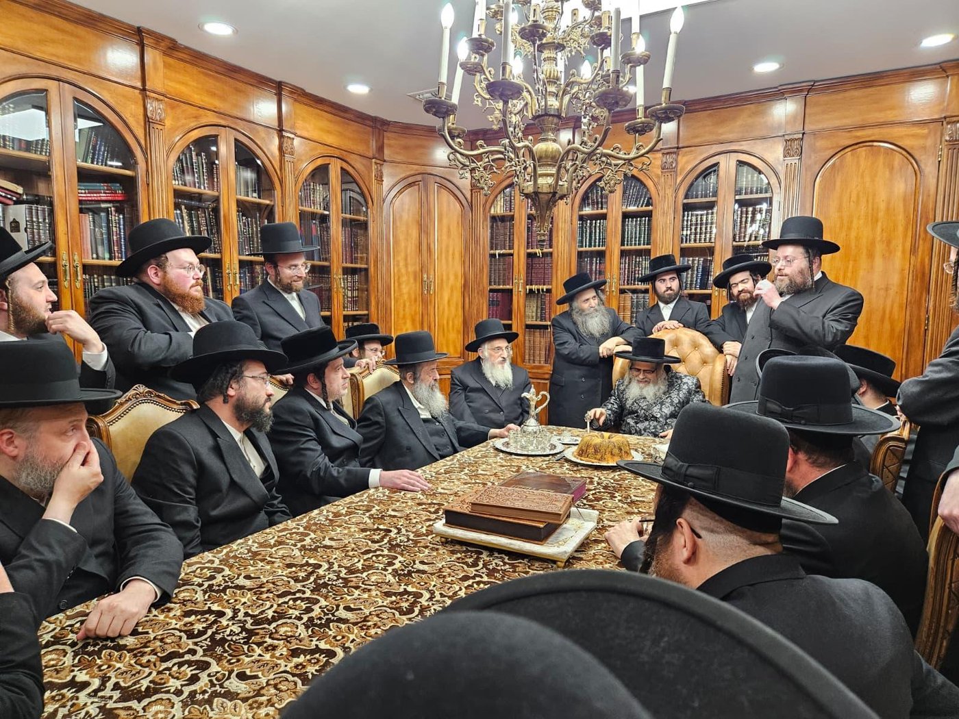 המעמד במעונו של האדמו"ר מסאטמר