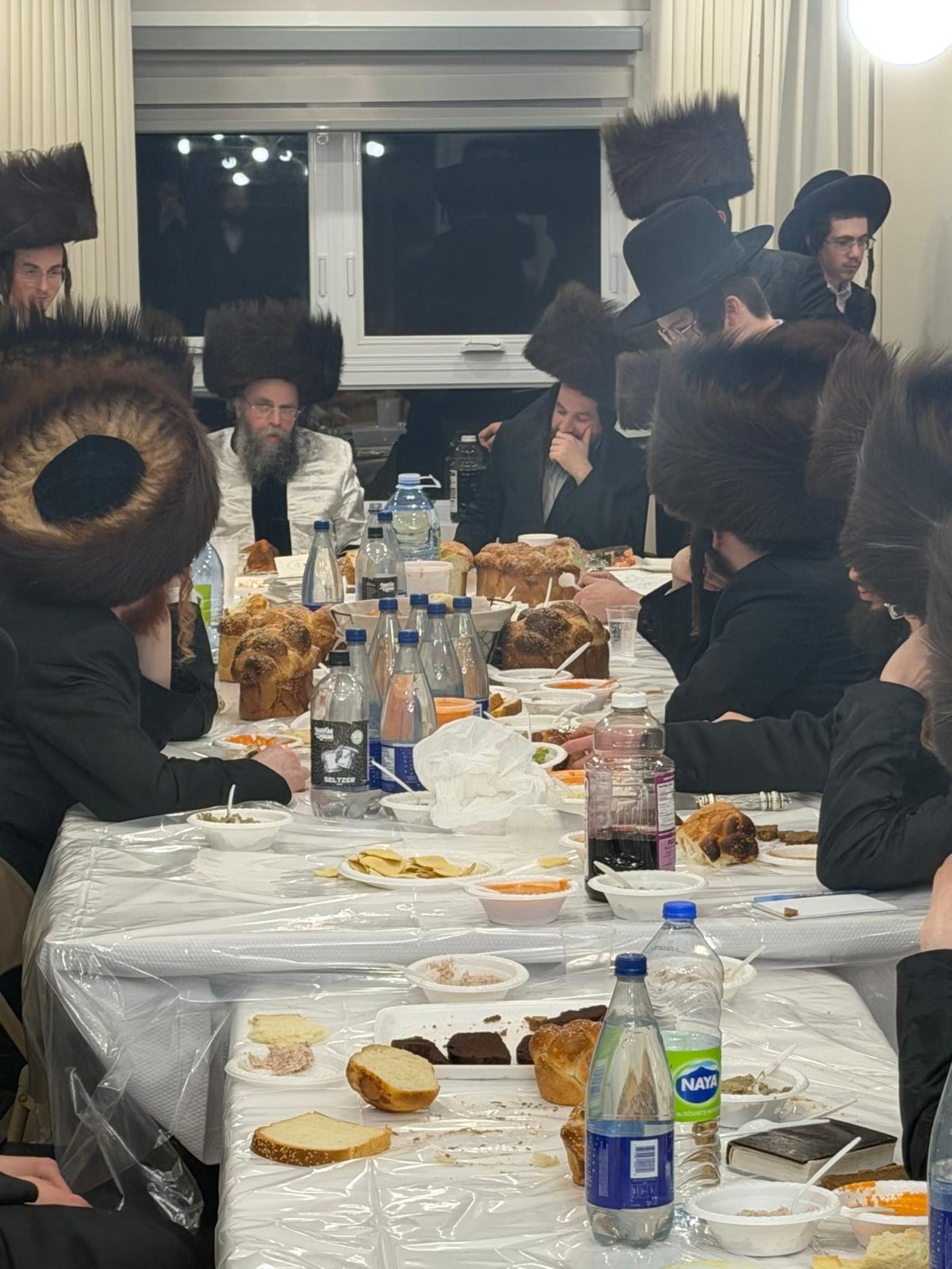 האדמו"ר מקרעטשניף סיגעט וויליאמסבורג בביקור בקנדה