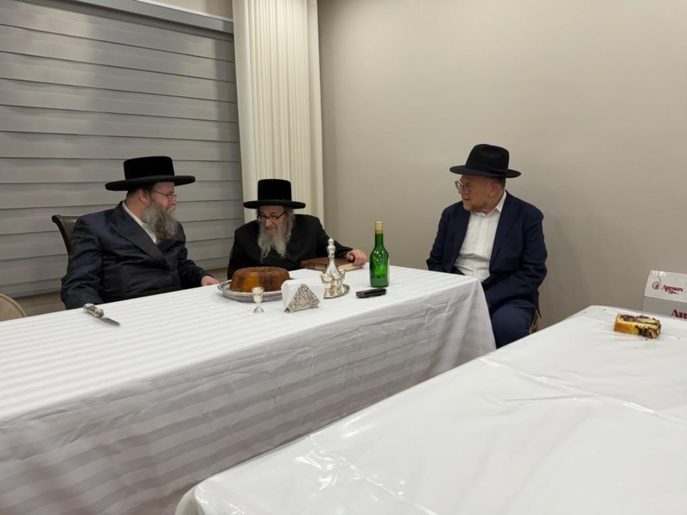 האדמו"ר מקרעטשניף סיגעט וויליאמסבורג בביקור בקנדה