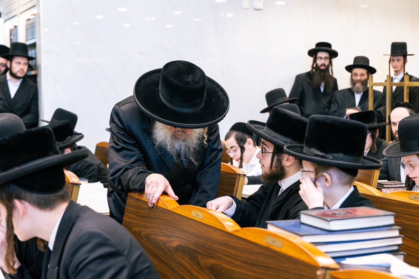 האדמו"ר מסאטמר בתפילת שחרית במונטריאול