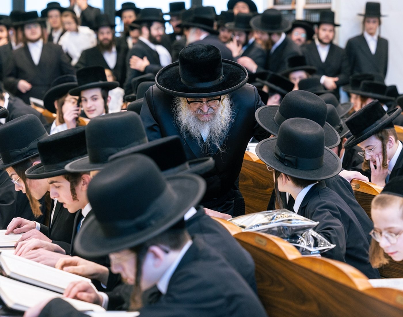 האדמו"ר מסאטמר בתפילת שחרית במונטריאול