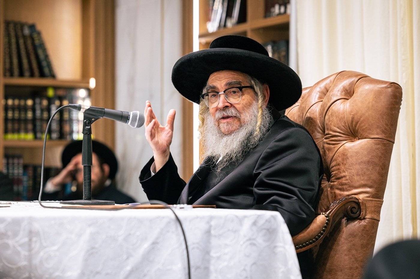האדמו"ר מסאטמר בביקור בישיבה במונטריאול