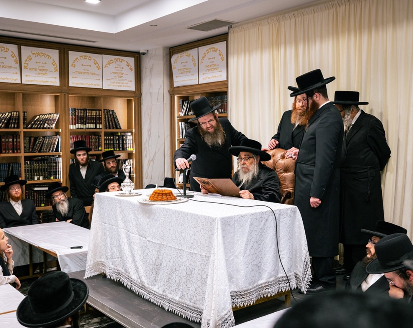 האדמו"ר מסאטמר בביקור בישיבה במונטריאול