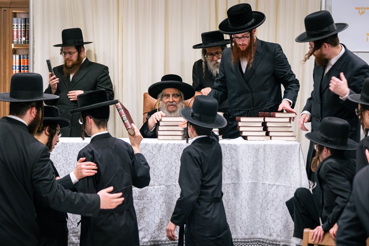 האדמו"ר מסאטמר בביקור בישיבה במונטריאול