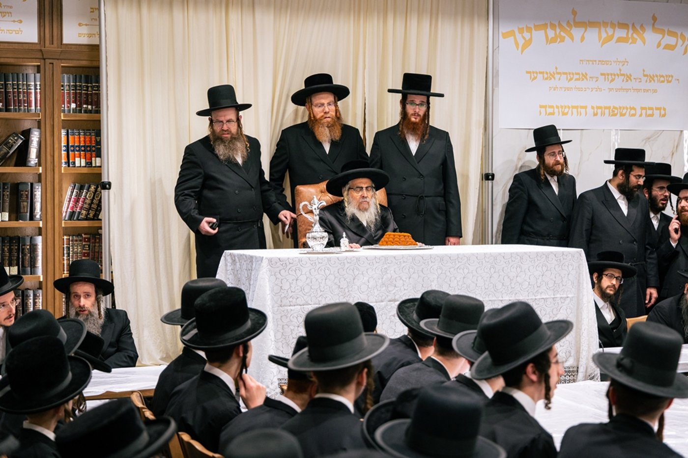 האדמו"ר מסאטמר בביקור בישיבה במונטריאול