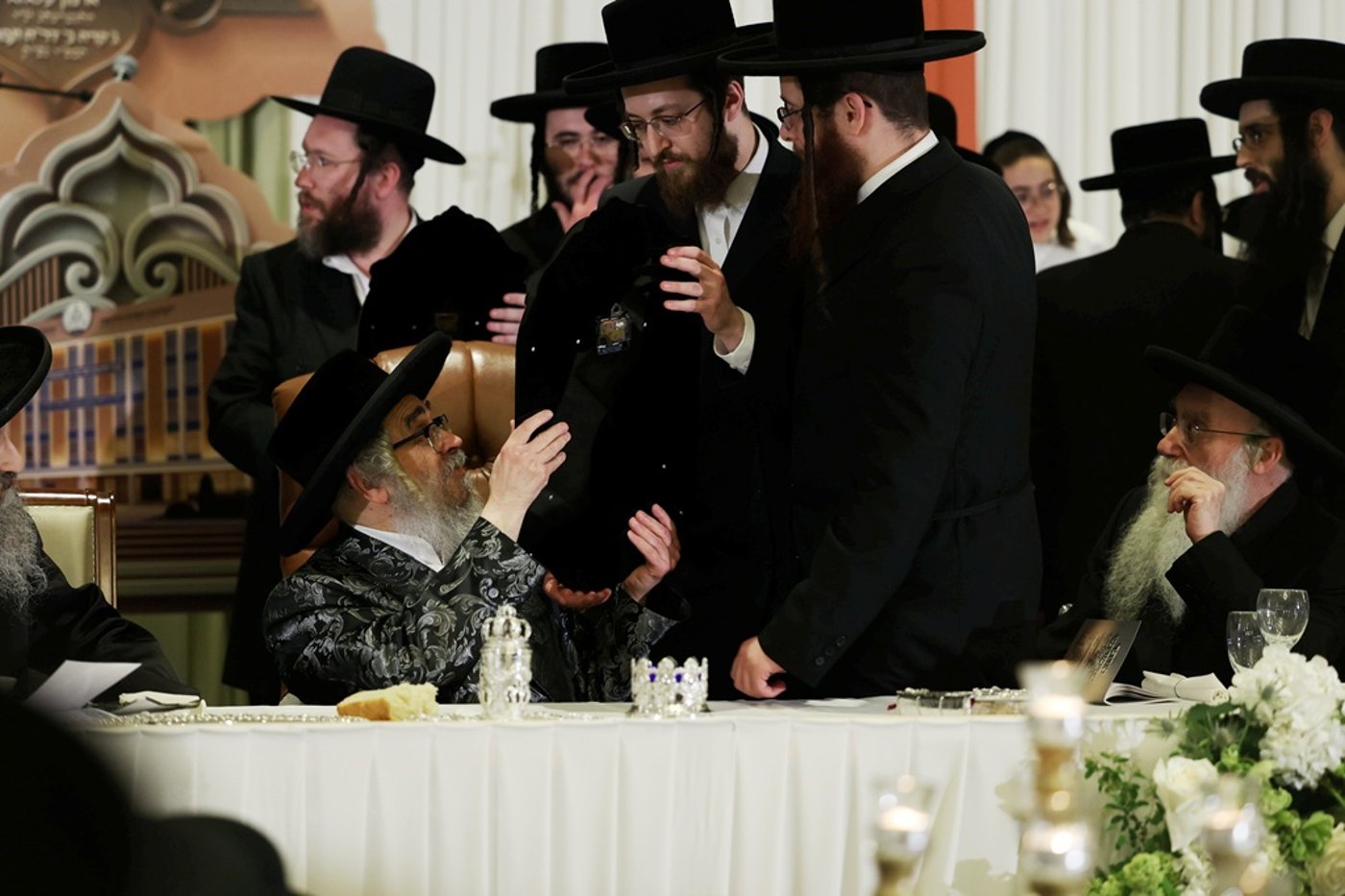 האדמו"ר מסאטמר בסיום מסכת שבת במונטריאול