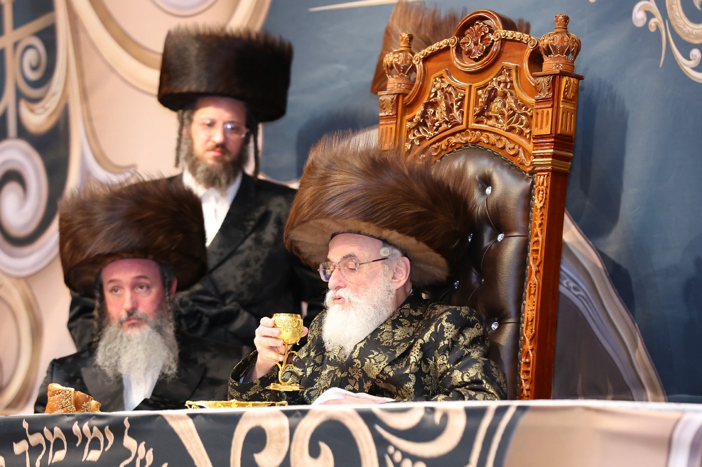 חנוכת הבית לבניין ישיבת “ישועות משה” בלונדון והכנסת ספר תורה